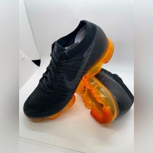 Men’s Nike Air VaporMax Flyknit Athletic Running Shoes